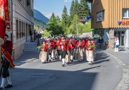 106 - Bezirksmusikfest Einzug Galtür (93)